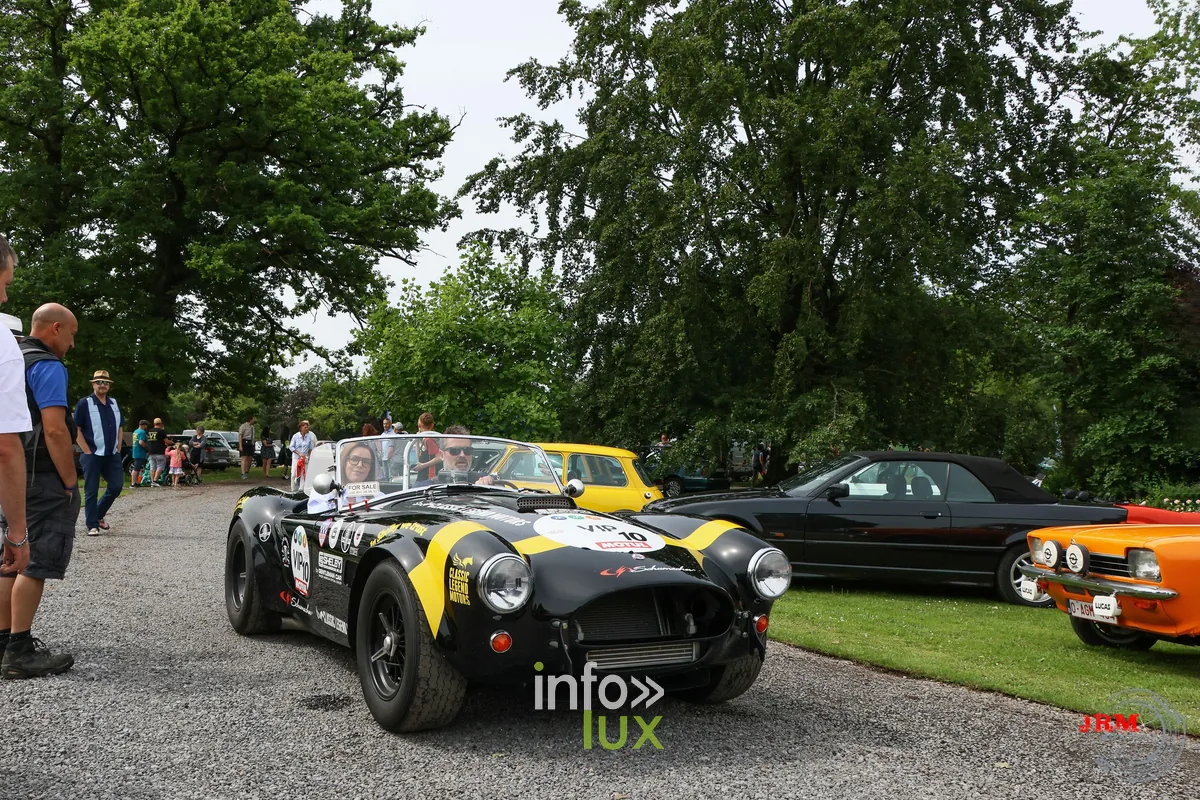 Salon Vintage et Rallye Oldtimer au château de Tancrémont (Pepinster), photo Jérémy Leboutte
