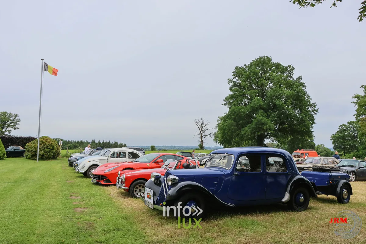 Salon Vintage et Rallye Oldtimer au château de Tancrémont (Pepinster), photo Jérémy Leboutte