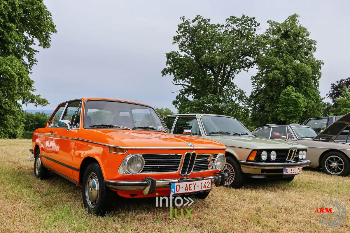 Salon Vintage et Rallye Oldtimer au château de Tancrémont (Pepinster), photo Jérémy Leboutte