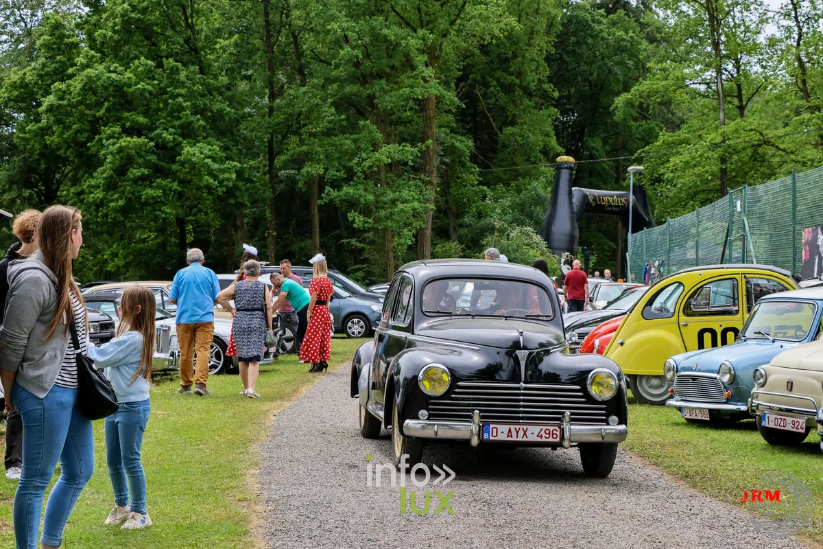 Salon Vintage et Rallye Oldtimer au château de Tancrémont (Pepinster), photo Jérémy Leboutte