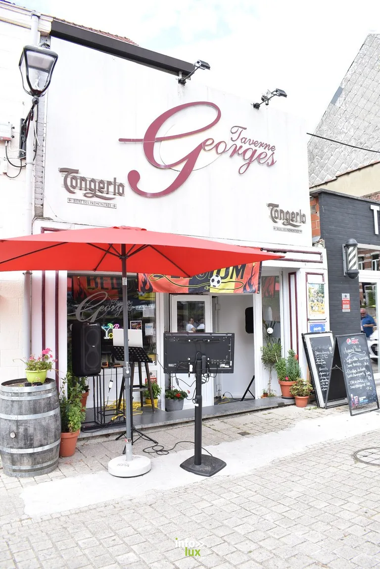 La façade de la Taverne Georges, rue de l’Ancien Bourg à Braine-l’Alleud