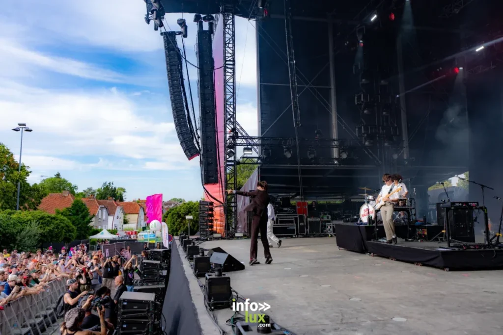 Sam Sauvage en concert aux Nuits Secrètes 2026 à Aulnoye-Aymeries.