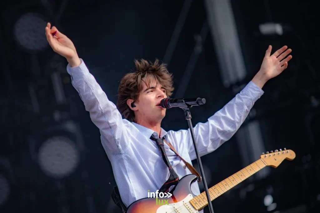 Sam Sauvage en concert aux Nuits Secrètes 2026 à Aulnoye-Aymeries.