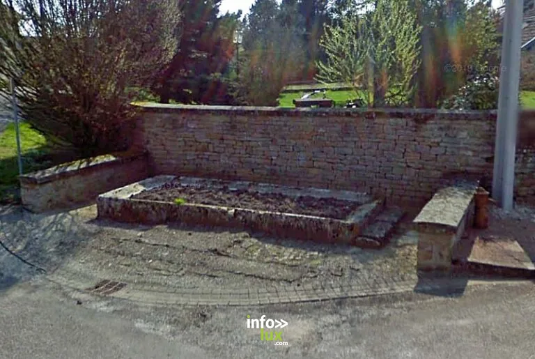 Ancien lavoir de Pressigny