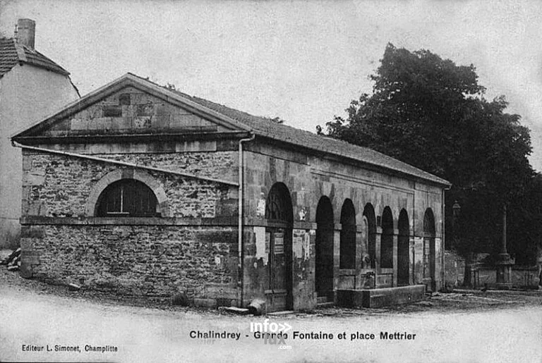 Ancienne fontaine de Chalindrey à Chalindrey