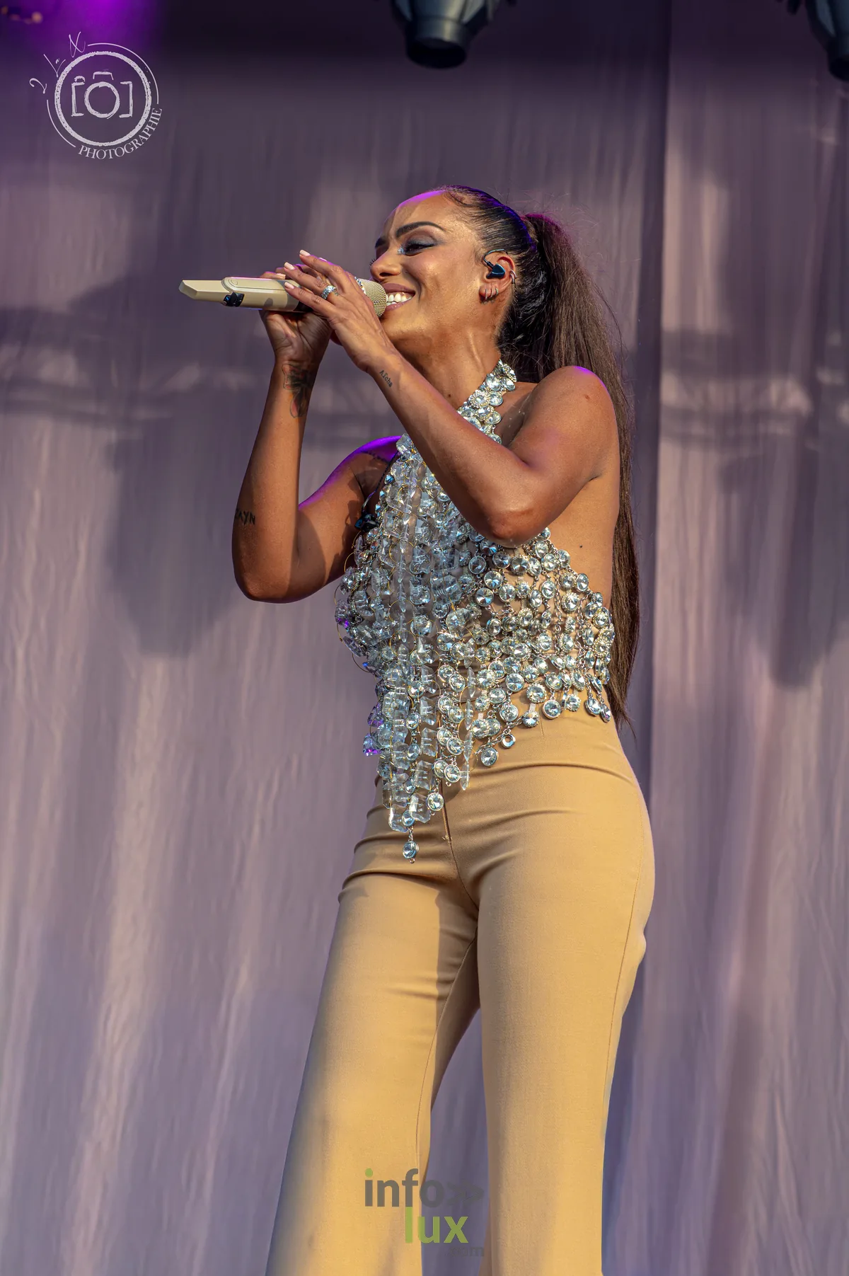 Amel Bent en concert au Baudet'stival 2026 de Bertrix