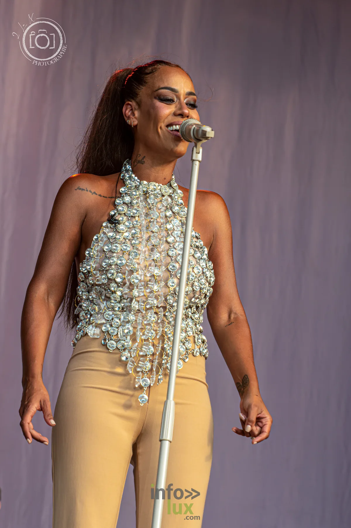 Amel Bent en concert au Baudet'stival 2026 de Bertrix