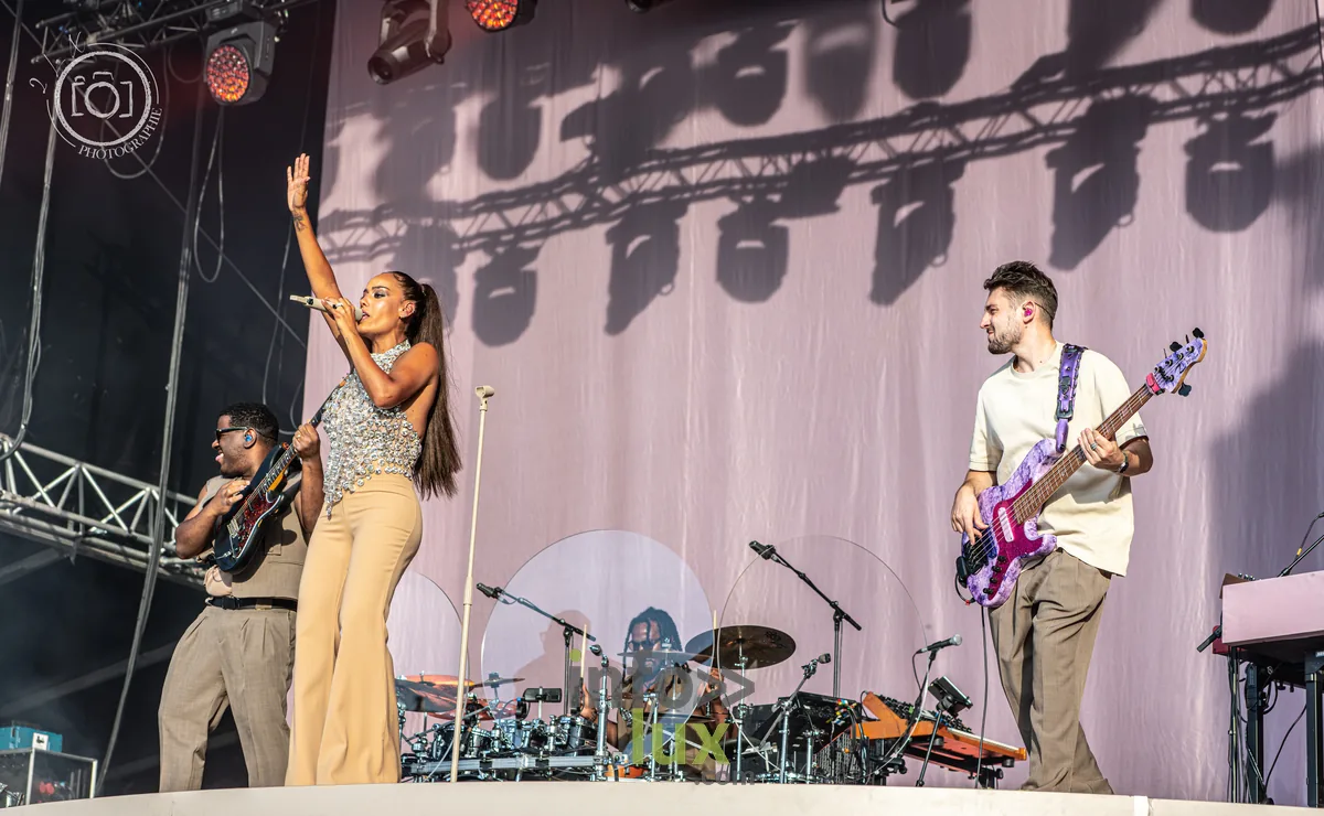 Amel Bent en concert au Baudet'stival 2026 de Bertrix