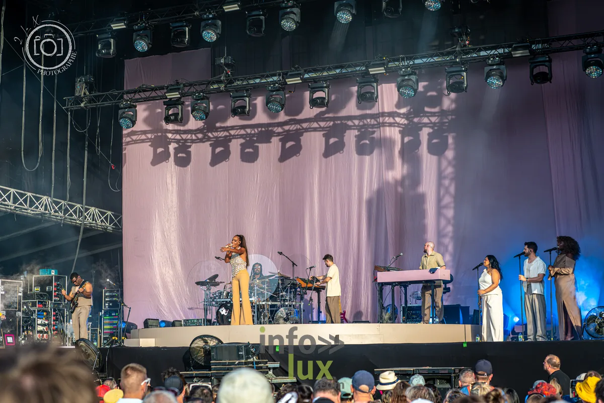 Amel Bent en concert au Baudet'stival 2026 de Bertrix
