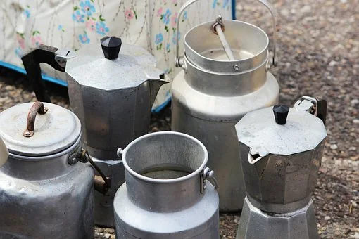 Profondeville > Brocante > Brocante à Lustin
