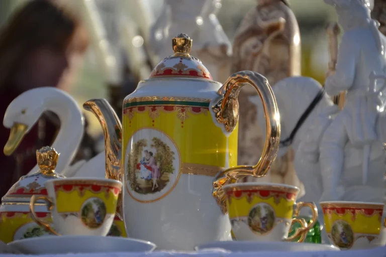 Bièvre > Brocante > Brocante et marché artisanal