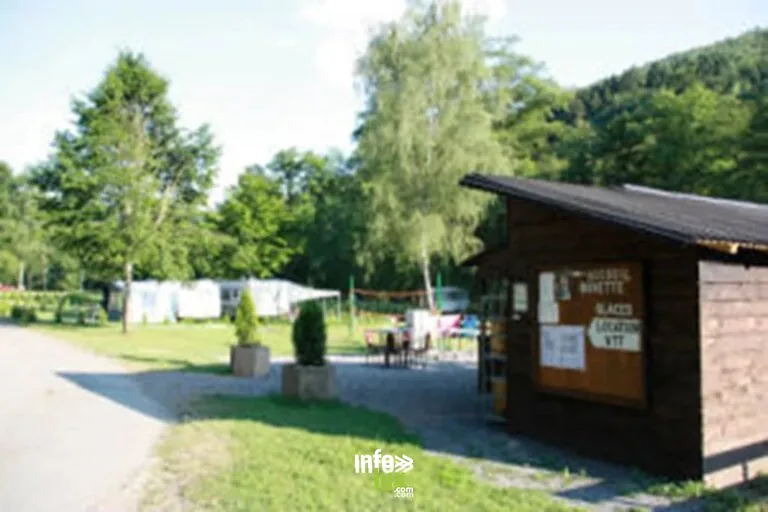 Camping Les Rapides de Phades