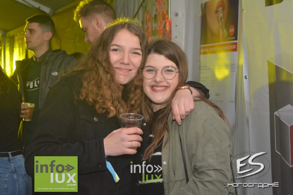 Carnaval de Virton / Saint-Mard – Soirée 80-90 2020 — photo 70