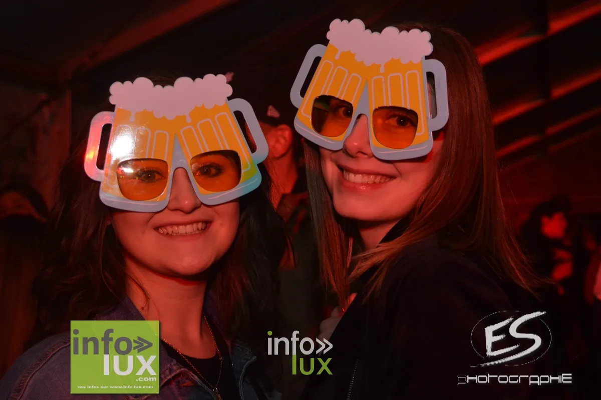 Carnaval de Virton / Saint-Mard – Soirée 80-90 2020 — photo 75