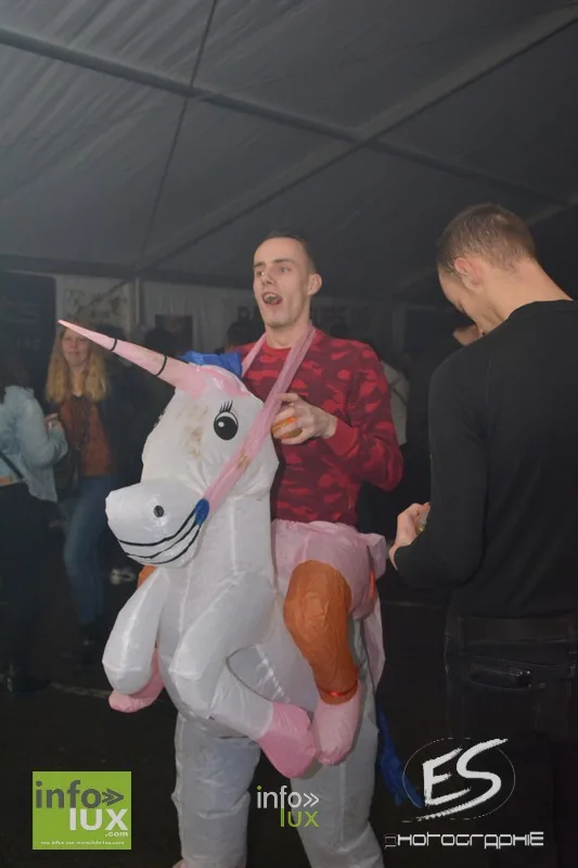 Carnaval de Virton / Saint-Mard – Soirée 80-90 2020 — photo 76