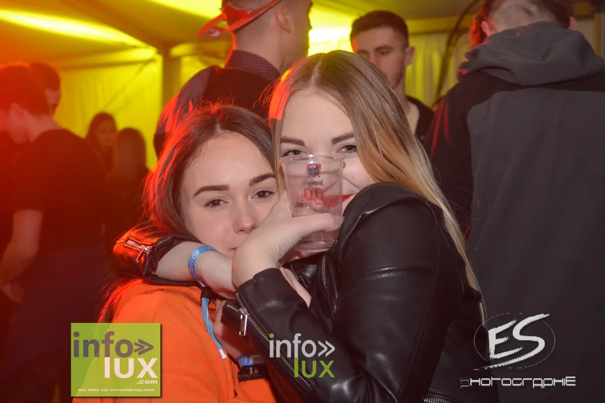 Carnaval de Virton / Saint-Mard – Soirée 80-90 2020 — photo 94