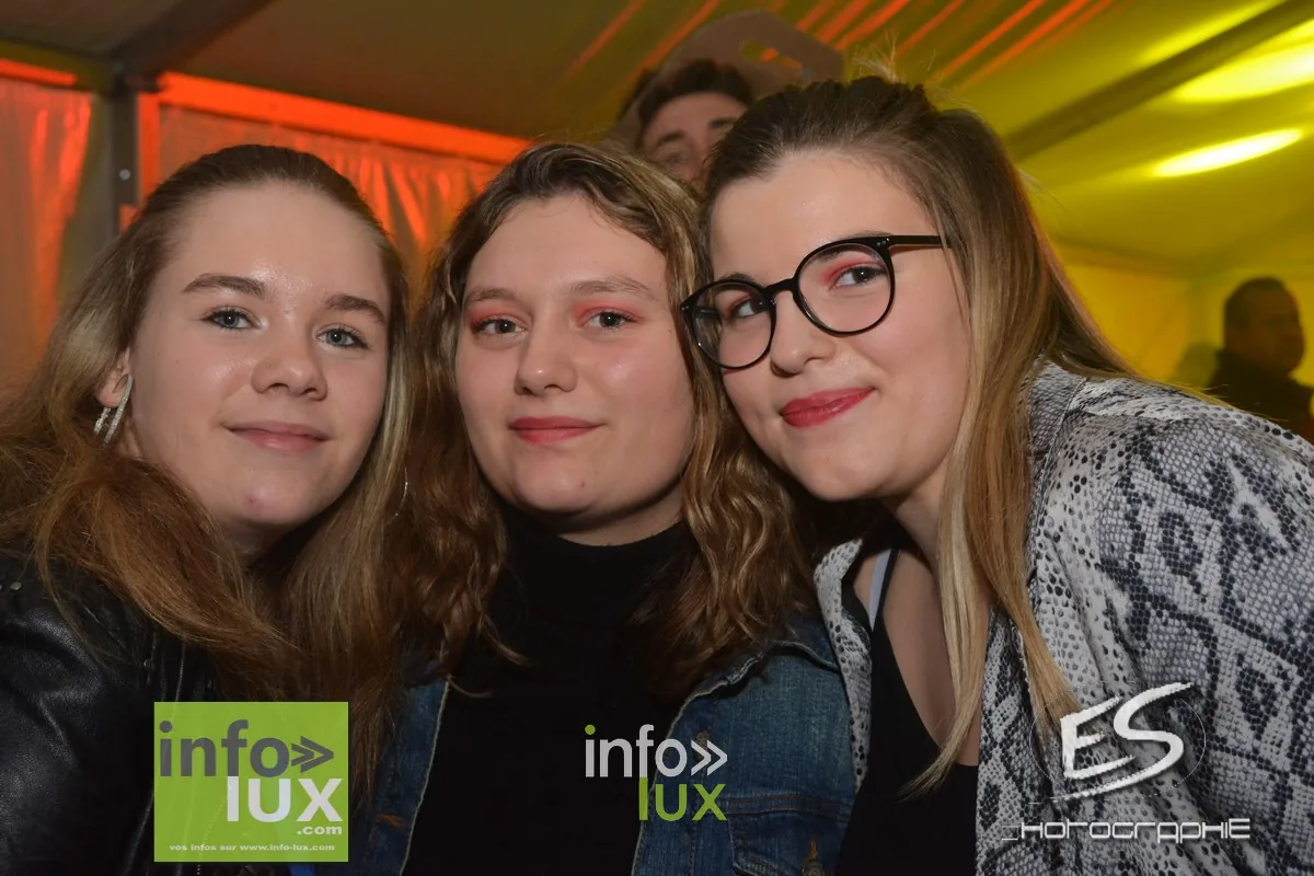 Carnaval de Virton / Saint-Mard – Soirée 80-90 2020 — photo 98
