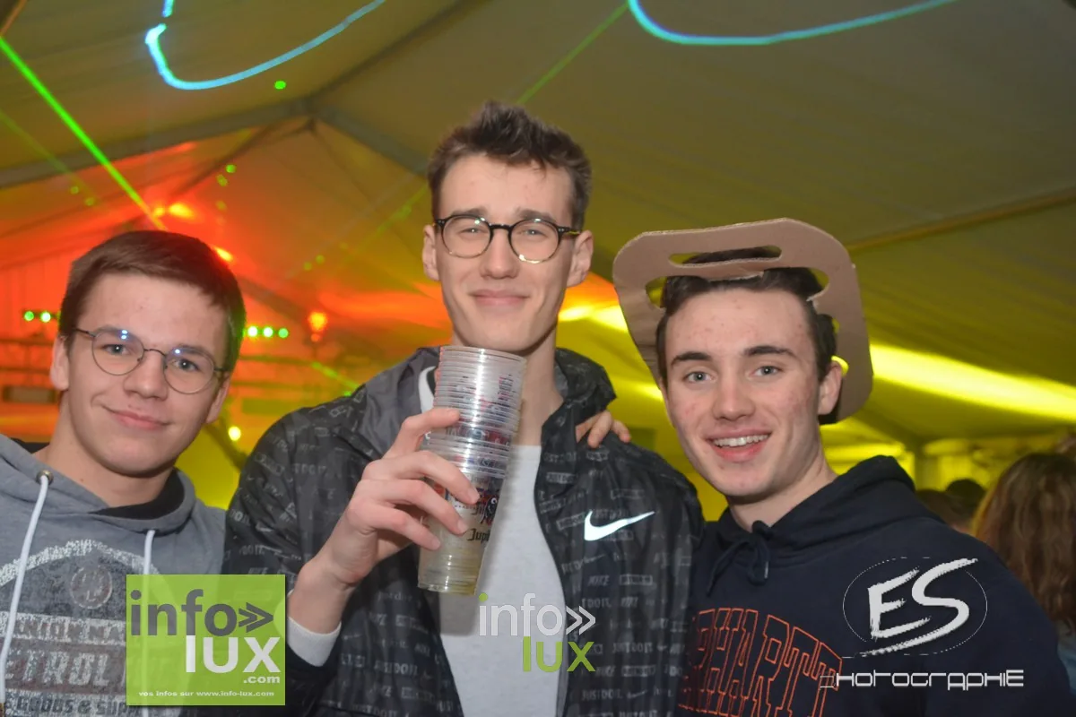 Carnaval de Virton / Saint-Mard – Soirée 80-90 2020 — photo 100