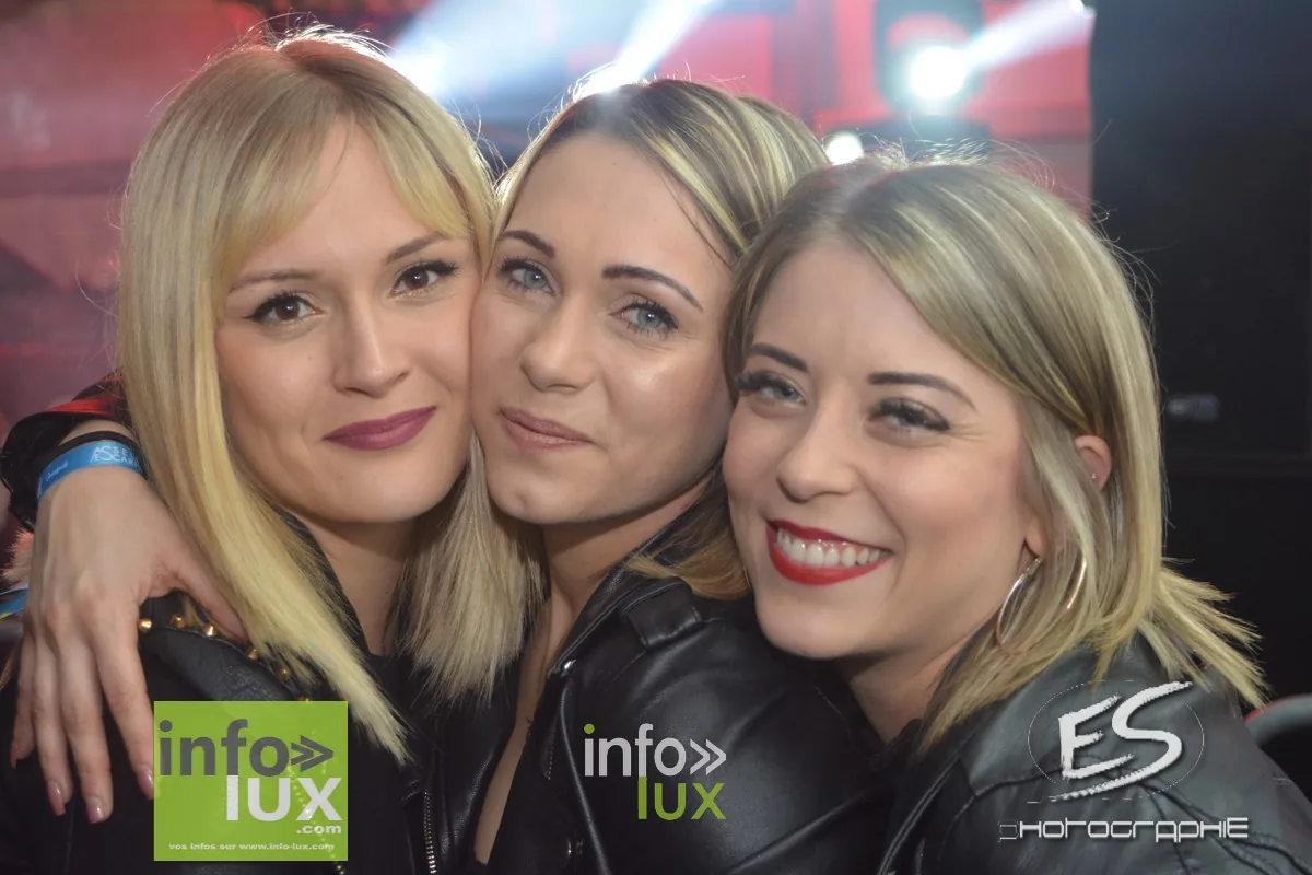 Carnaval de Virton / Saint-Mard – Soirée 80-90 2020 — photo 135