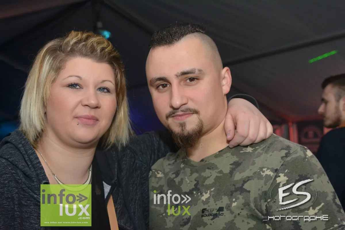 Carnaval de Virton / Saint-Mard – Soirée 80-90 2020 — photo 136