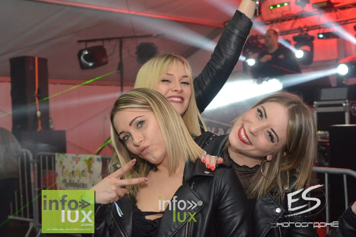 Carnaval de Virton / Saint-Mard – Soirée 80-90 2020 — photo 137