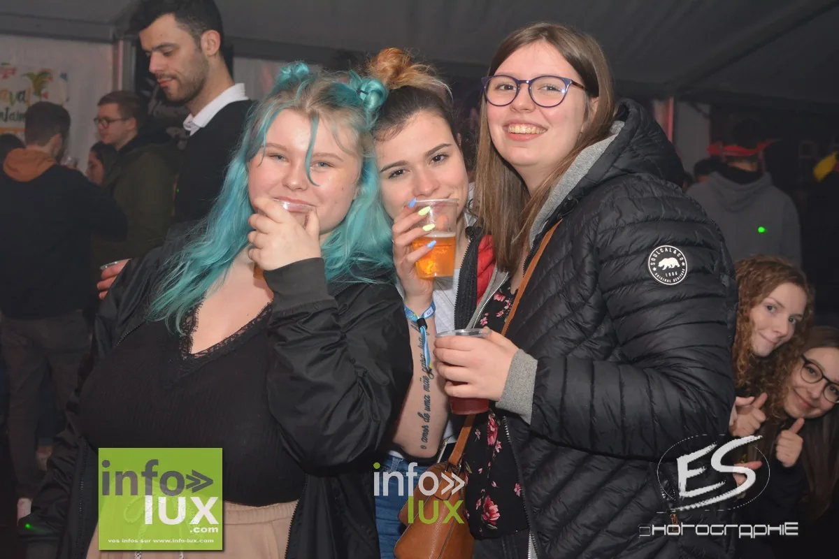 Carnaval de Virton / Saint-Mard – Soirée 80-90 2020 — photo 158
