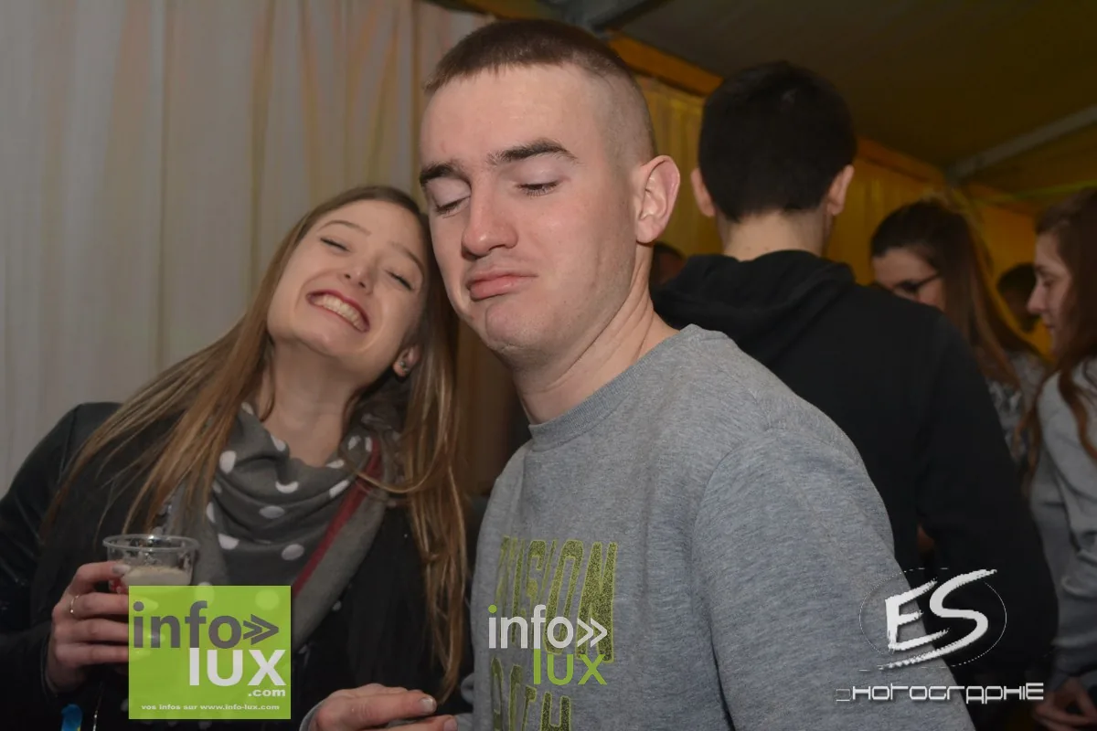Carnaval de Virton / Saint-Mard – Soirée 80-90 2020 — photo 166