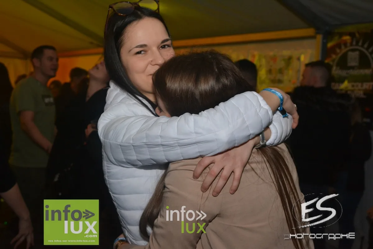Carnaval de Virton / Saint-Mard – Soirée 80-90 2020 — photo 169