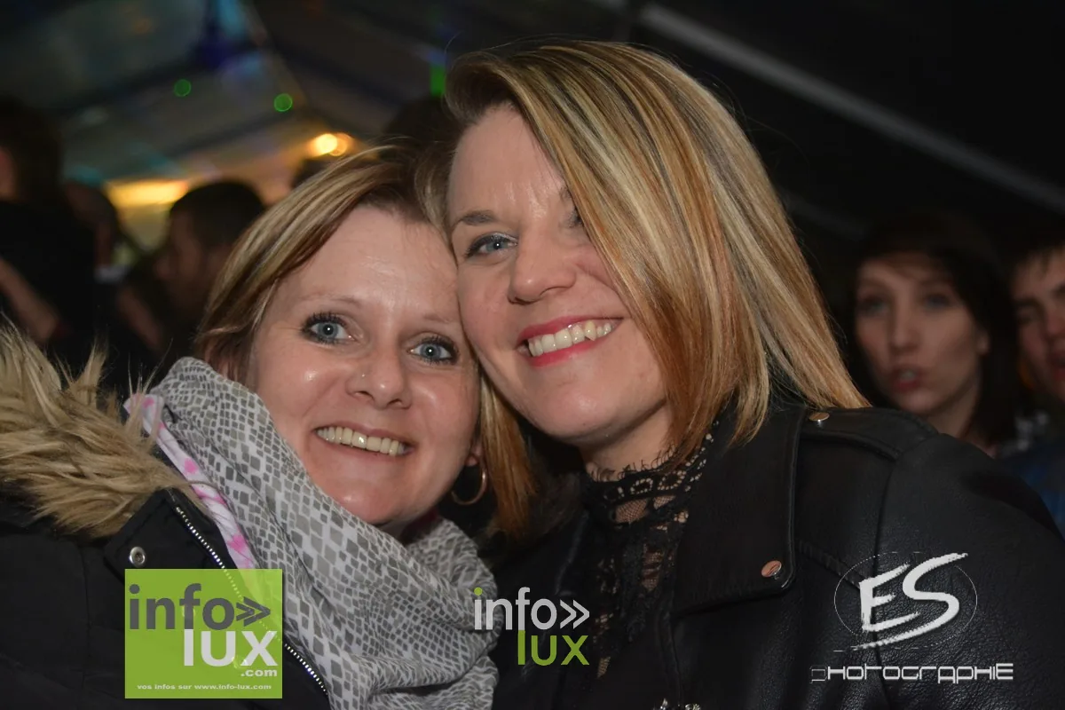 Carnaval de Virton / Saint-Mard – Soirée 80-90 2020 — photo 175