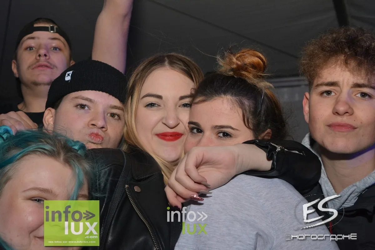 Carnaval de Virton / Saint-Mard – Soirée 80-90 2020 — photo 210