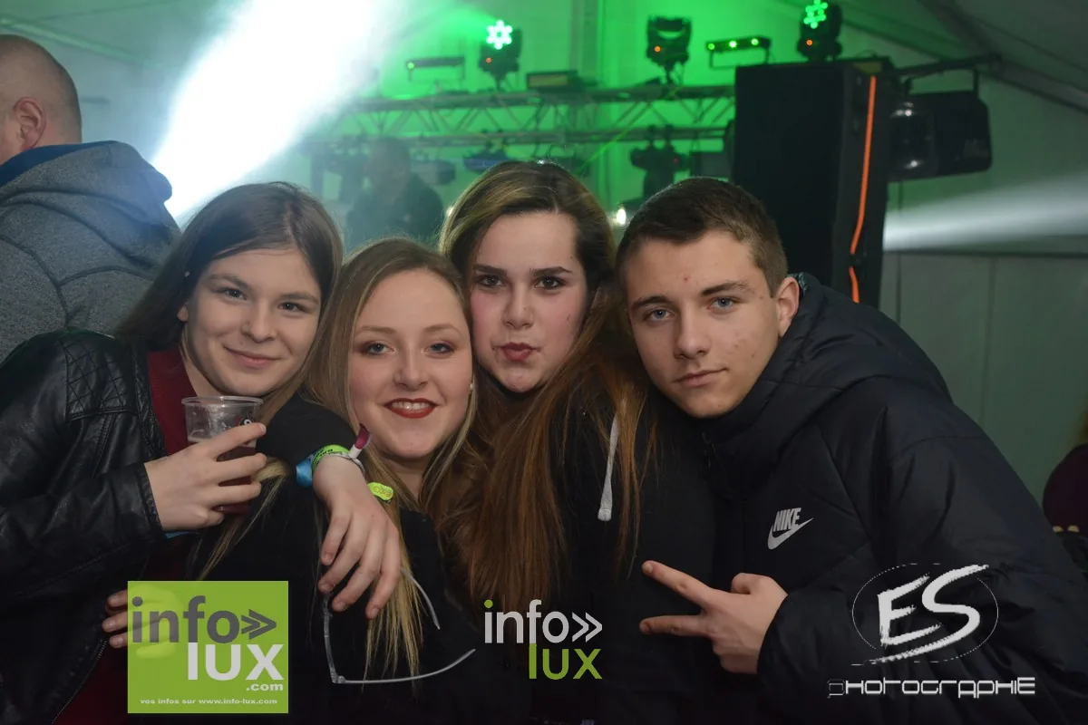 Carnaval de Virton / Saint-Mard – Soirée 80-90 2020 — photo 220