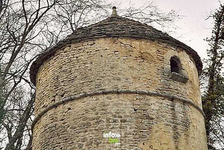 COLOMBIER DE L'ANCIENNE ABBAYE DE VAUCLAIR