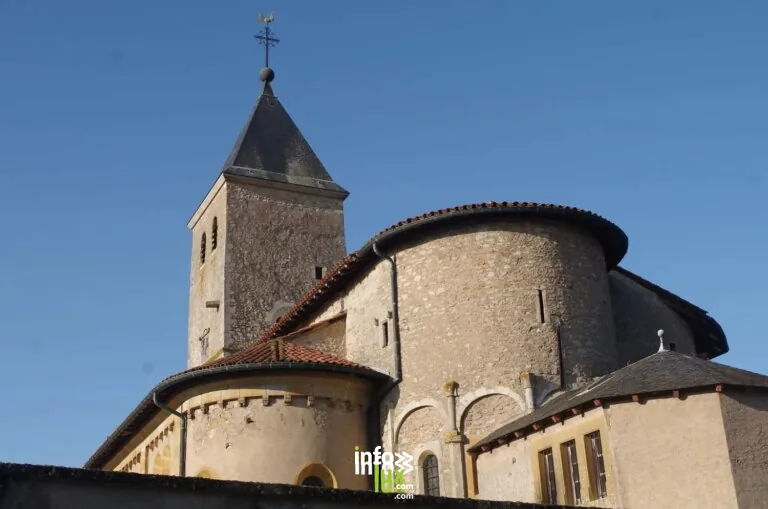 Lorry-Mardigny > Patrimoine > Découvrez une église romane fortifiée