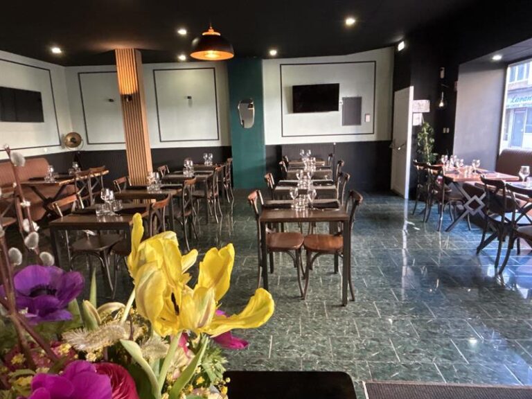 dt restaurant a la carte