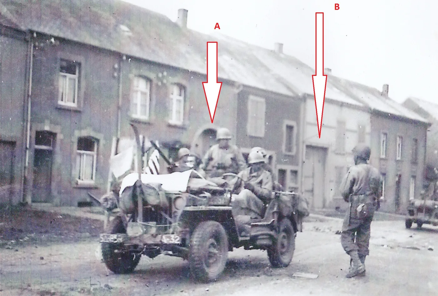 Soldats américains de la 28e division d’infanterie lors de la libération d’Ethe en septembre 1944