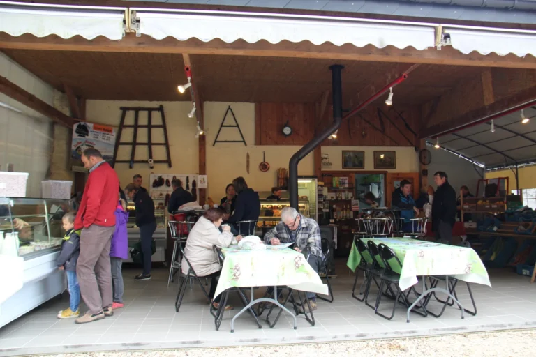 Villers-devant-Orval (Florenville) > Terroir > À la rencontre des producteurs et artisans : « Chez Bob et Sophie »