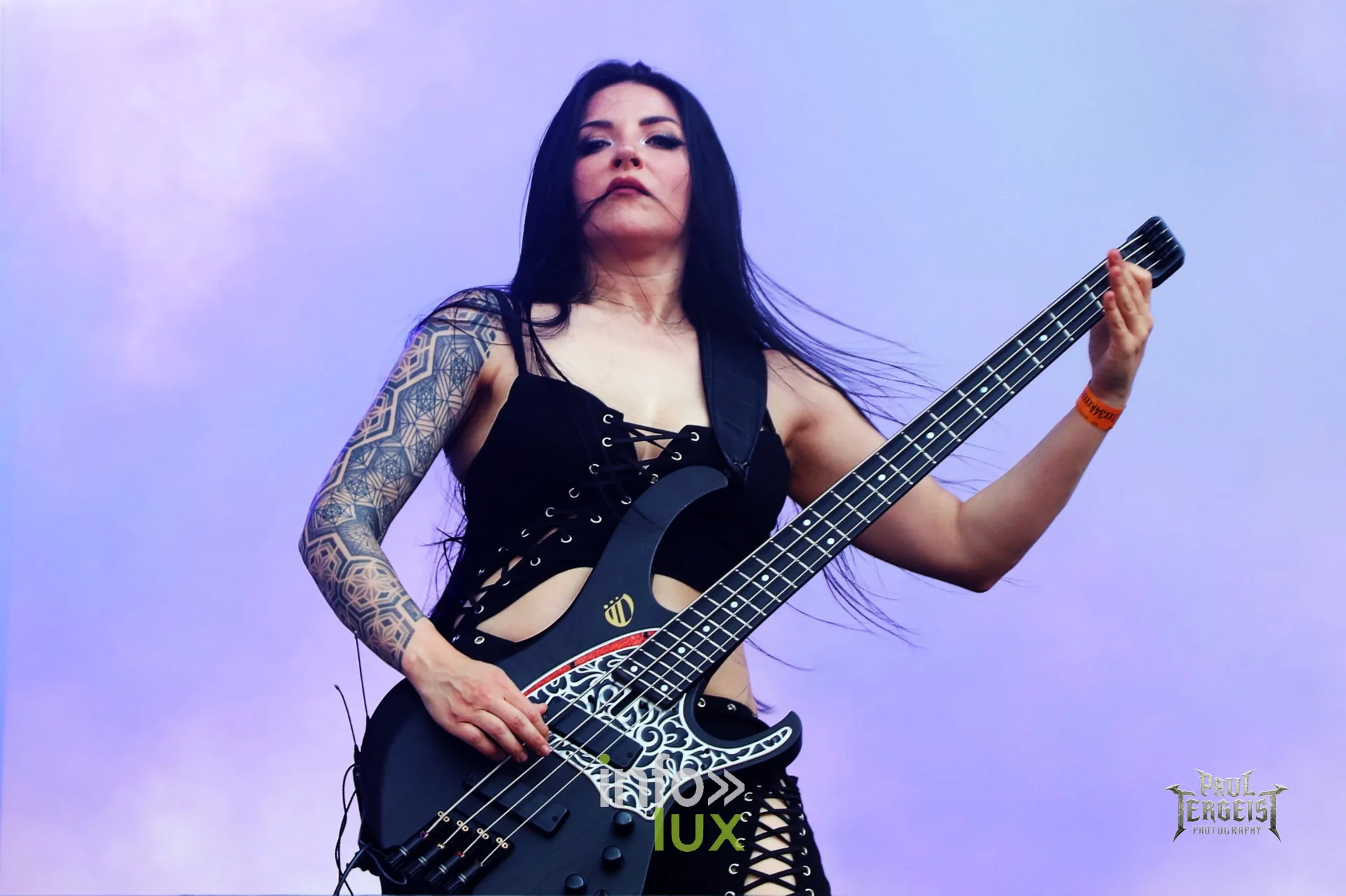 Infected Rain en concert au Graspop Metal Meeting 2026, Lena Scissorhands, photo Paul Tergeist