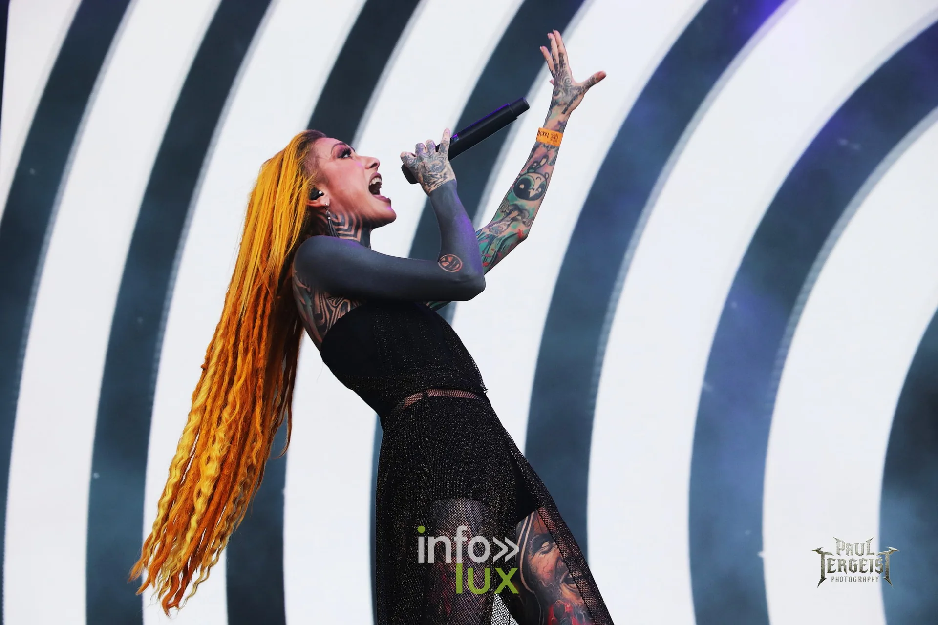 Infected Rain en concert au Graspop Metal Meeting 2026, Lena Scissorhands, photo Paul Tergeist