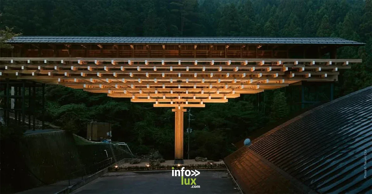 Affiche officielle Kengo Kuma. Architecture in dialogue à la Fondation Folon 2026