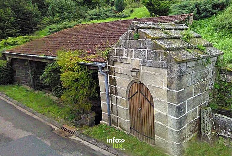 Lavoir de Coiffy-le-Haut (1)