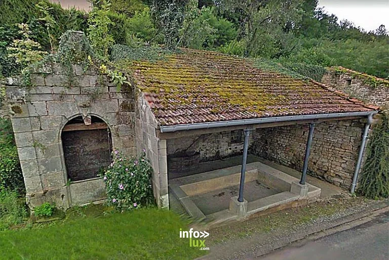 Lavoir de Coiffy-le-Haut (2)