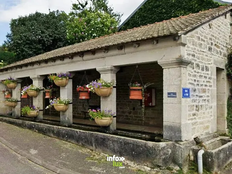 Lavoir de Roocourt-la-Côte (2)