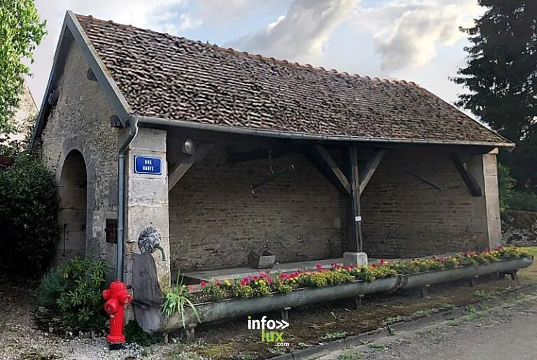 Lavoir de Rouvres-sur-Aube (2)