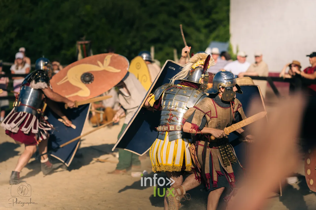 Troupes romaines et gauloises face à face à Malagne
