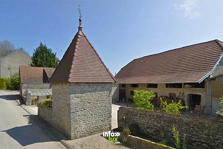 Pigeonnier de ferme à Colmier-le-Bas