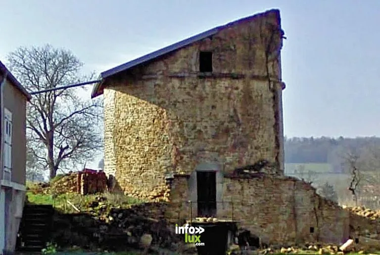Pigeonnier du château de Charmoilles à Rolampont