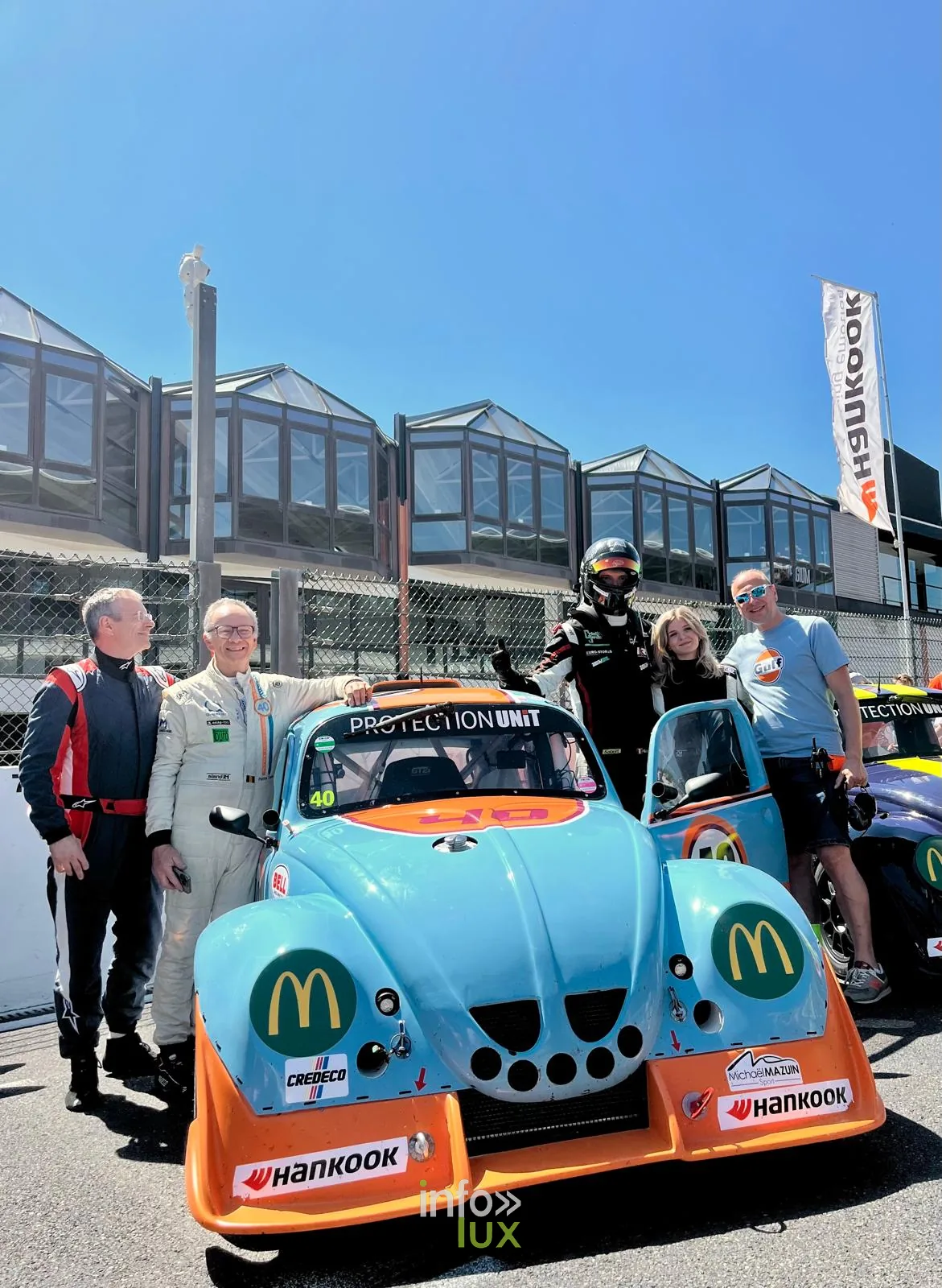 L'equipage de la Fun Cup n40 (Team 4Race) apres l'arrivee des 25 Heures Fun Cup 2026 a Spa