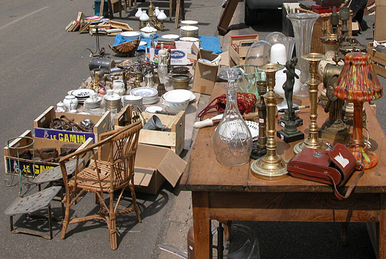 Vide-grenier à Longeau-Percey