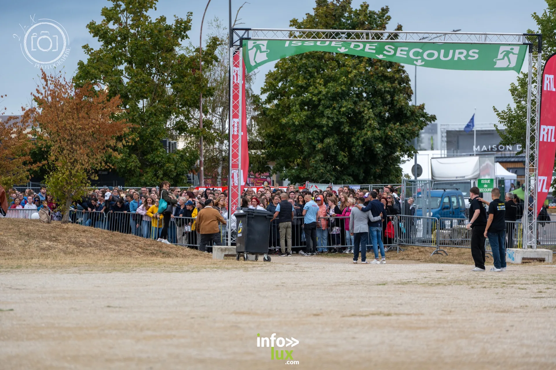 Le public rassemblé à Foire en Scène 2026 à Châlons-en-Champagne