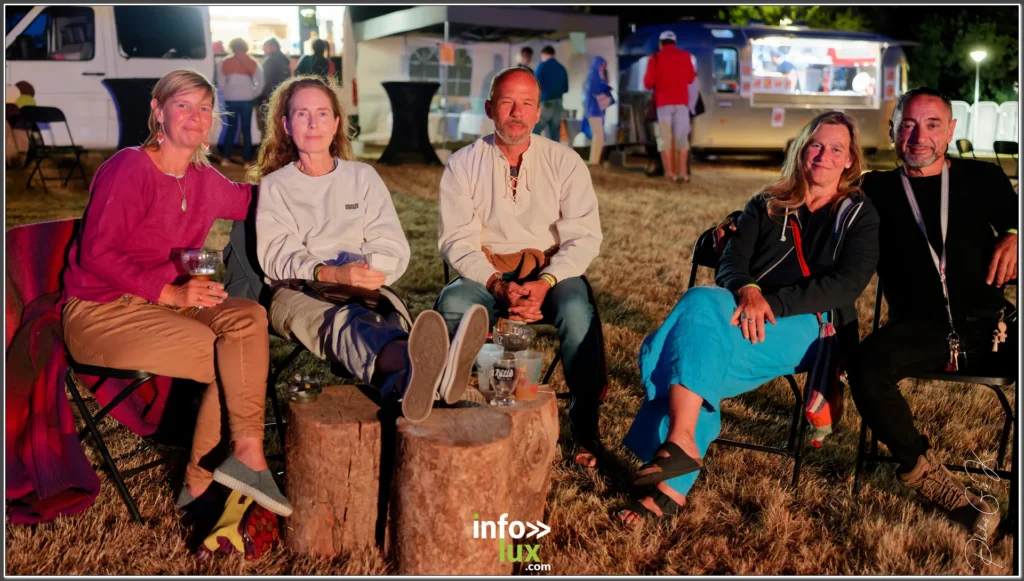 Concert du Gaume Jazz Festival 2026 dans le parc de Rossignol — photo Gustave KABONGO
